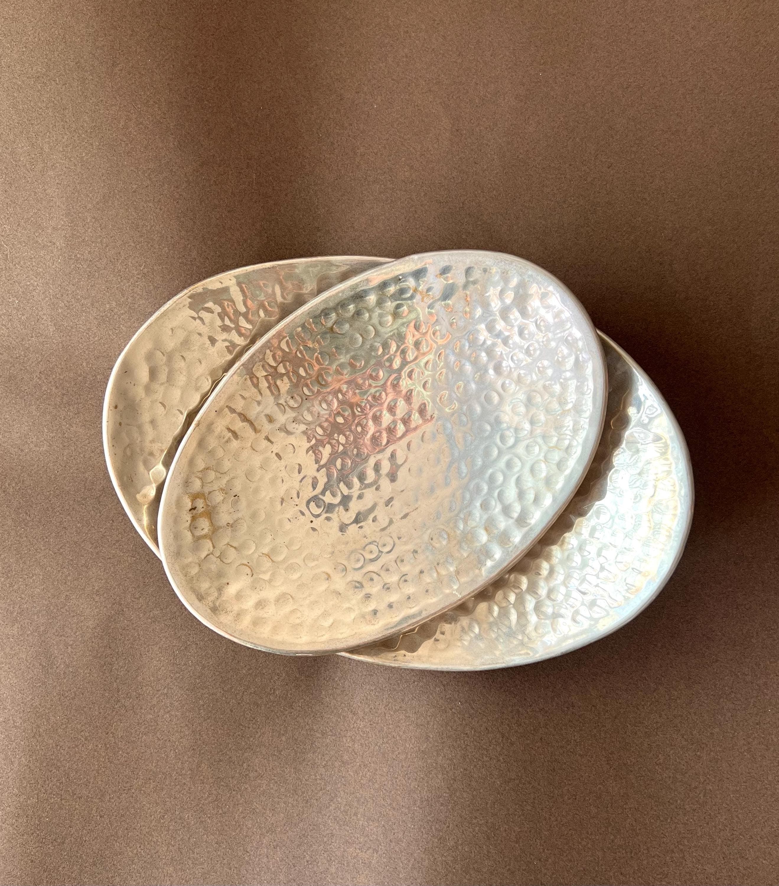 Hammered Stainless Steel Oval Dishes – Set of 2 – Organic Shape – Spanish Vintage Tray Set